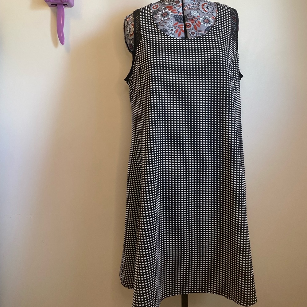 Sleeveless A-Line Dress - Picture 4 of 4